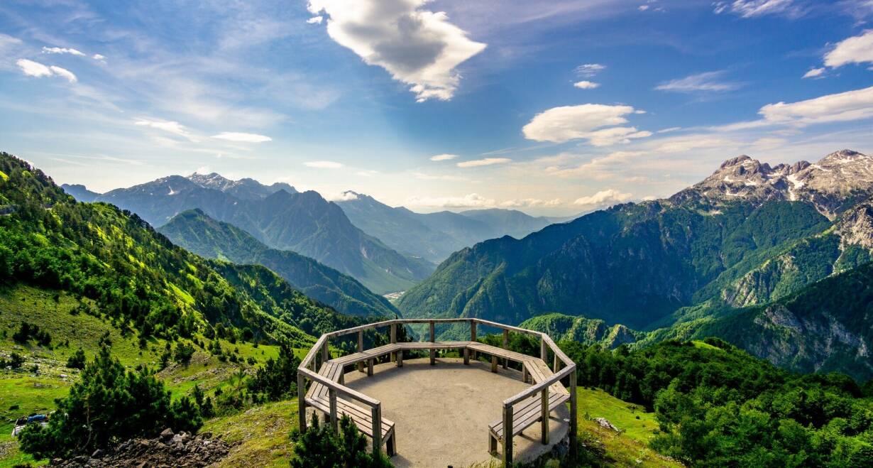 Albanië actief en cultuur: tussen de Adriatische Zee en Albanese Alpen - AlbaniëTirana - Amsterdam