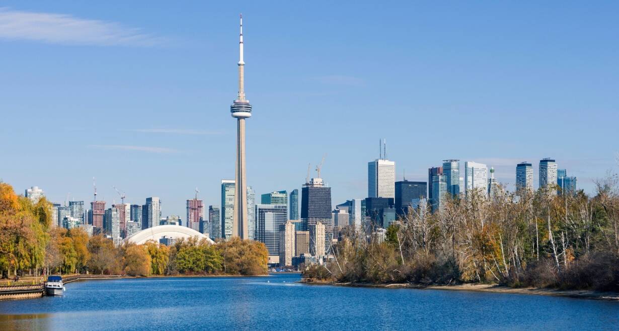 Fly & Drive Oost-Canada: Langs Watervallen, Mennonieten en Historische Steden - CanadaVlucht Toronto - Amsterdam