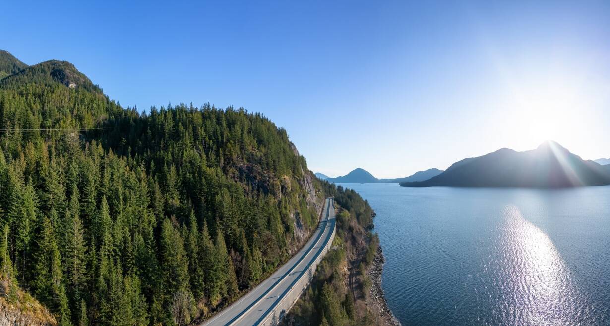 Fly & Drive Canada: Lake Louise, Vancouver Island en de Rocky Mountains  - CanadaPowell River - Whistler (ca. 280 km)